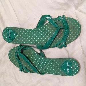 Green kitten heels